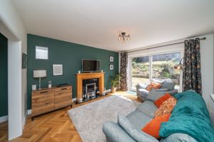 LOUNGE- click for photo gallery